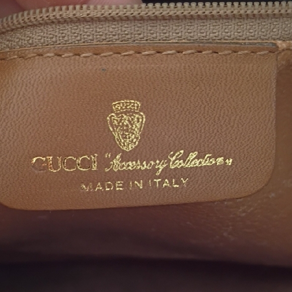 Vintage Gucci Micro GG brown coated canvas crossbody camera bag - Picture 14 of 17